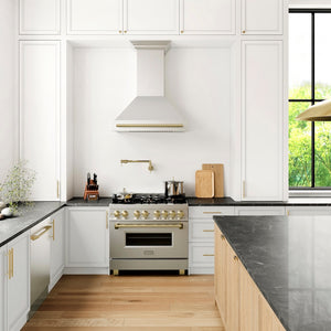 ZLINE Autograph Edition 36 in. Stainless Steel Range Hood with Stainless Steel Shell and Champagne Bronze Handle (8654STZ-36-CB)