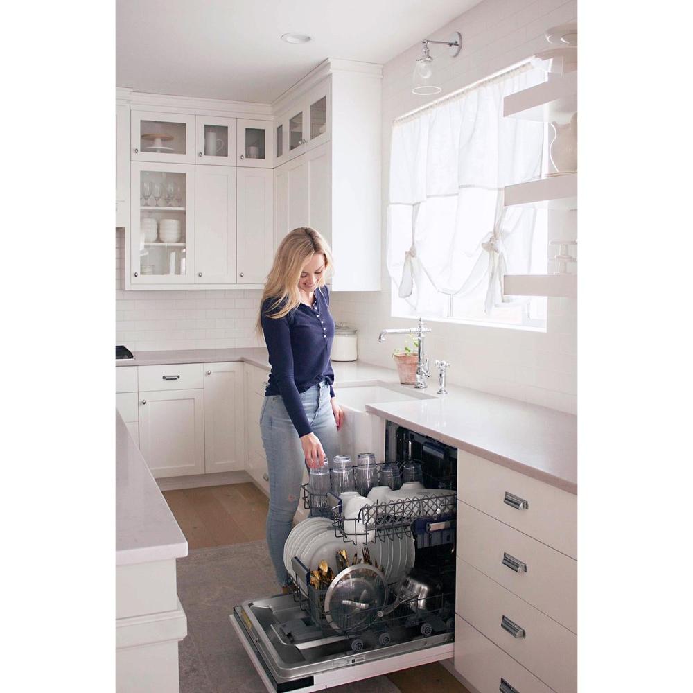 ZLINE Autograph Edition 24 in. Tallac Series 3rd Rack Top Control Built-In Tall Tub Dishwasher in Custom Panel Ready with Polished Gold Handle, 51dBa (DWVZ-24-G)