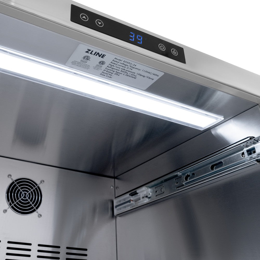 Autograph Edition 24