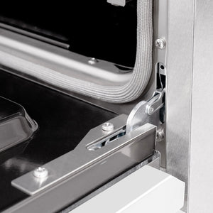 ZLINE 30 in. 4.2 cu. ft. Classic Dual Fuel Range with 4 Burner Gas Cooktop and Electric Convection Oven in Satin Stainless Steel with White Matte Door (CDRS-WM-30) StayPut oven door hinge.