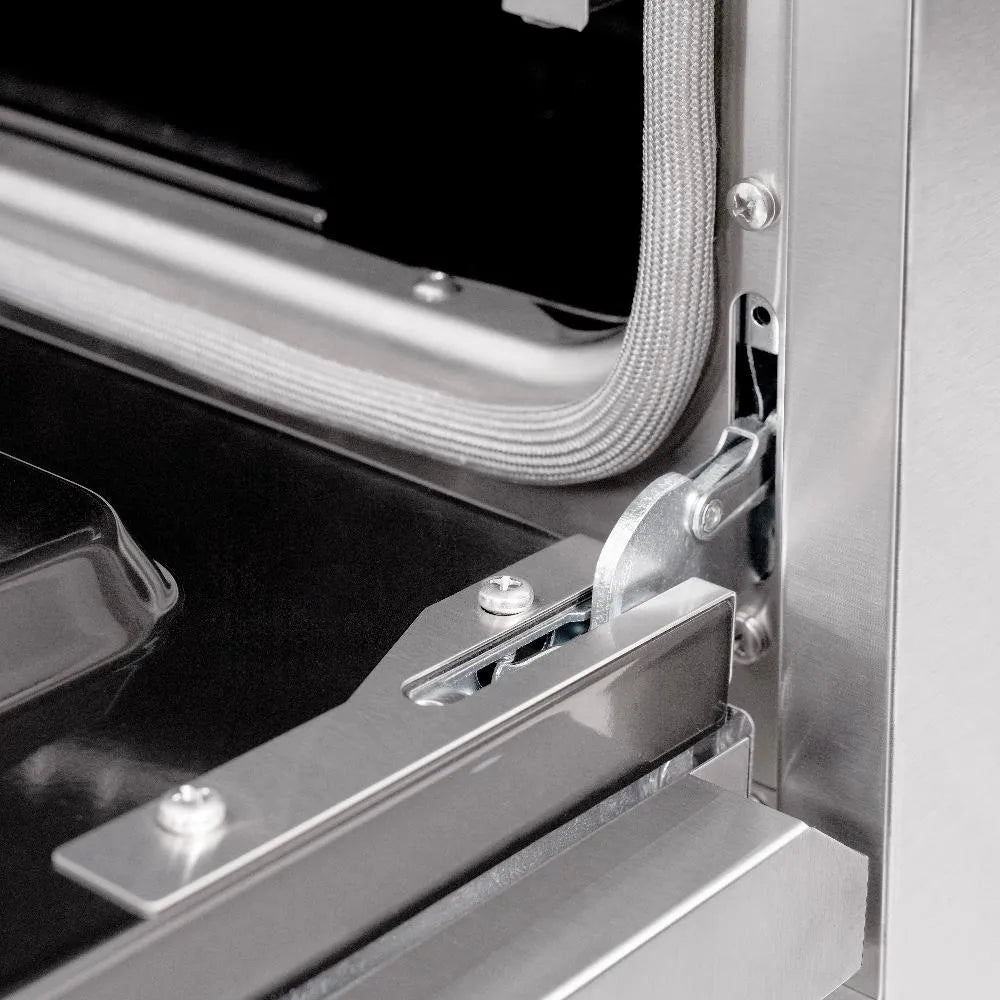 ZLINE 30 in. 4.2 cu. ft. Classic Gas Range with Convection Gas Oven in Stainless Steel with 4 Brass Burners (CGR-BR-30) close-up, StayPut oven door hinge.