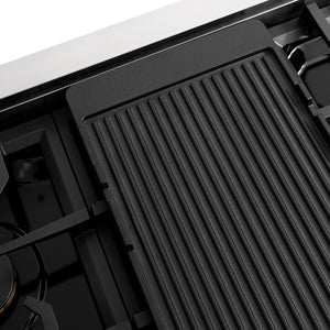 ZLINE 48 in. Paramount Gas Rangetop with 8 Brass Burners and Porcelain Cooktop in Stainless Steel (SRT-BR-48) close-up detail, reversible griddle, ribbed side.