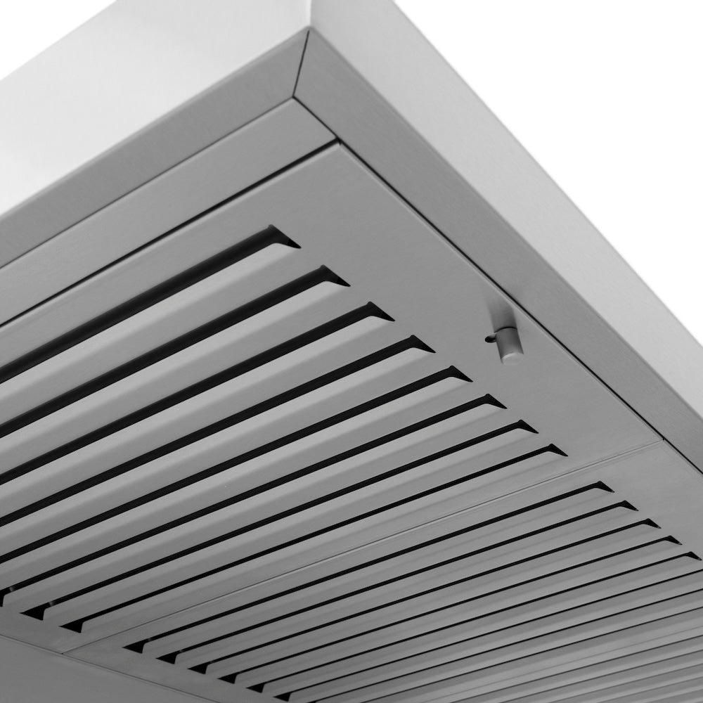 ZLINE 30 in. Convertible Vent Wall Mount Range Hood in Stainless Steel (KL3-30) baffle filters.