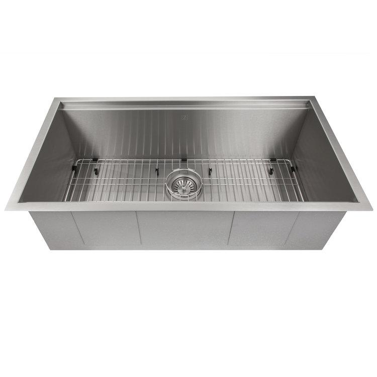 Garmisch 33" Undermount Scratch Resistant Kitchen Sink (SLS33S