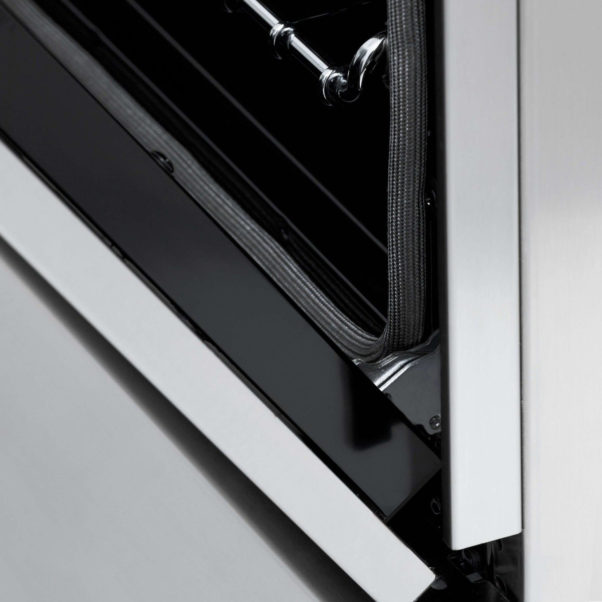 ZLINE Dual Fuel Range with Gas Stove and Electric Oven in Stainless Steel (RA) close-up, stay put oven door hinges.