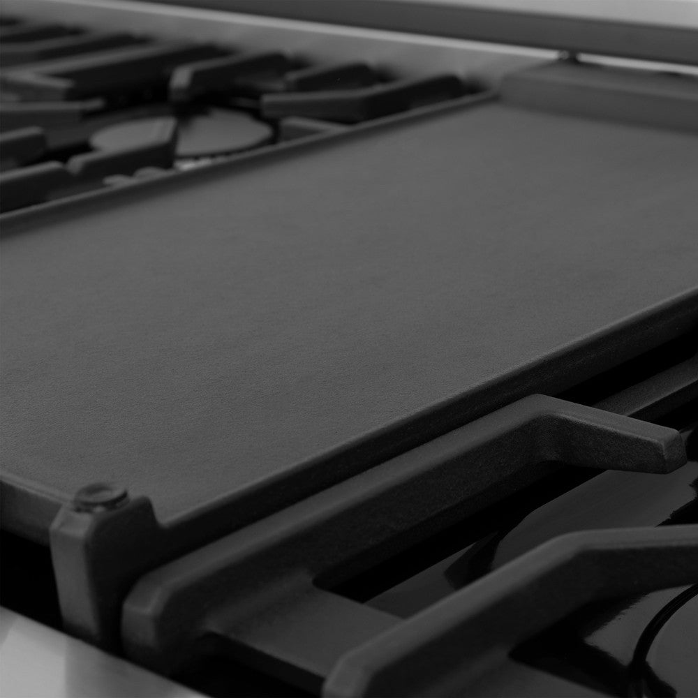 Reversible griddle and cast-iron grates on ZLINE 48" 7-Burner Gas Rangetop.